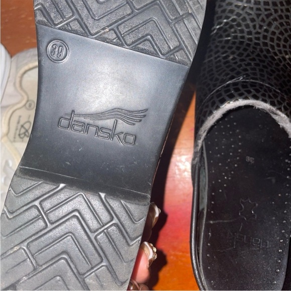 DANSKIO SLIP RESISTANT DHOES 39/8 - Picture 5 of 6